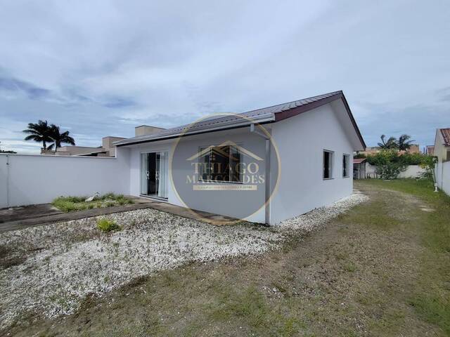 #TM0202 - Casa para Venda em Guaratuba - PR